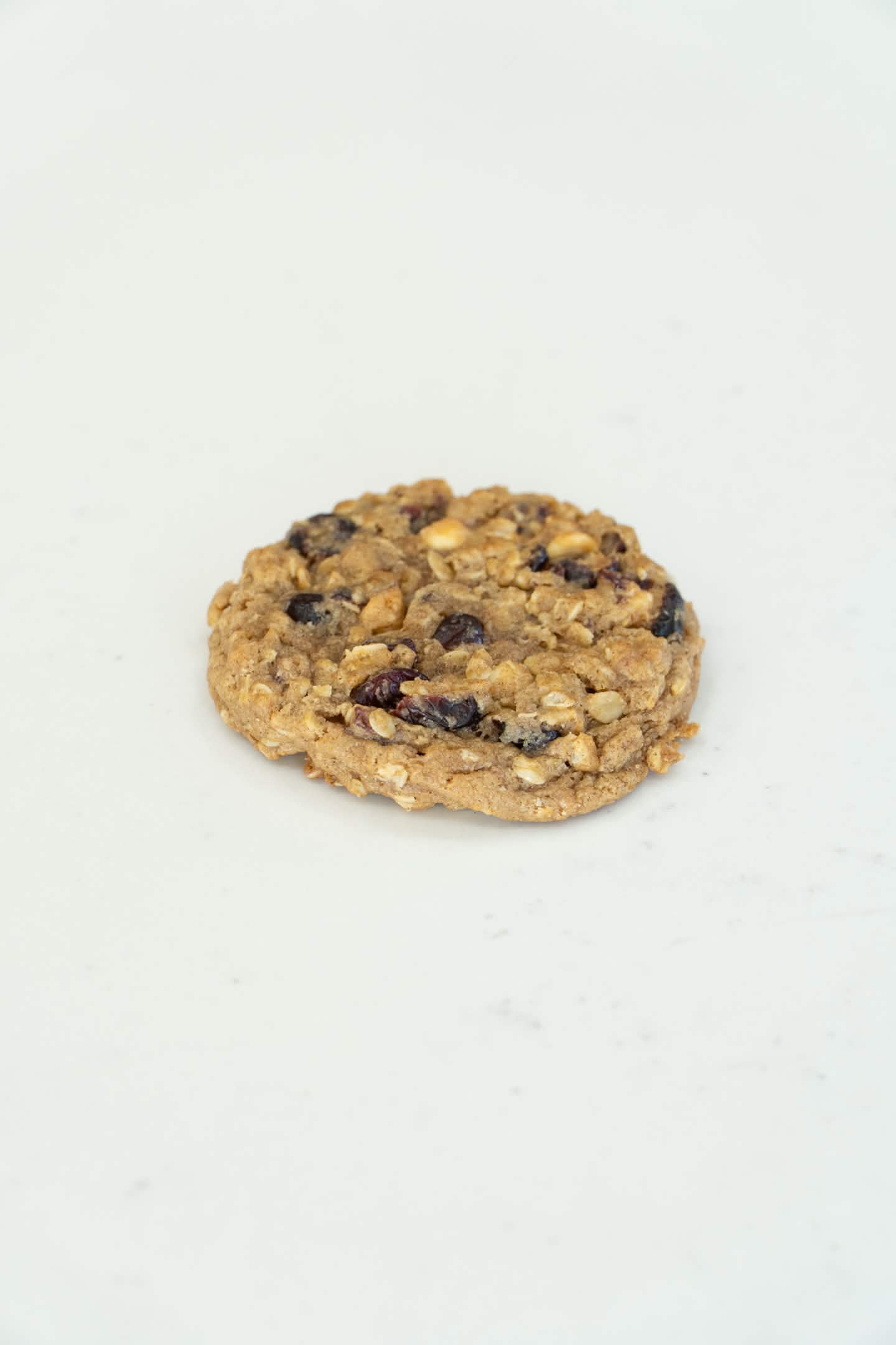 Oatmeal raisin cookie